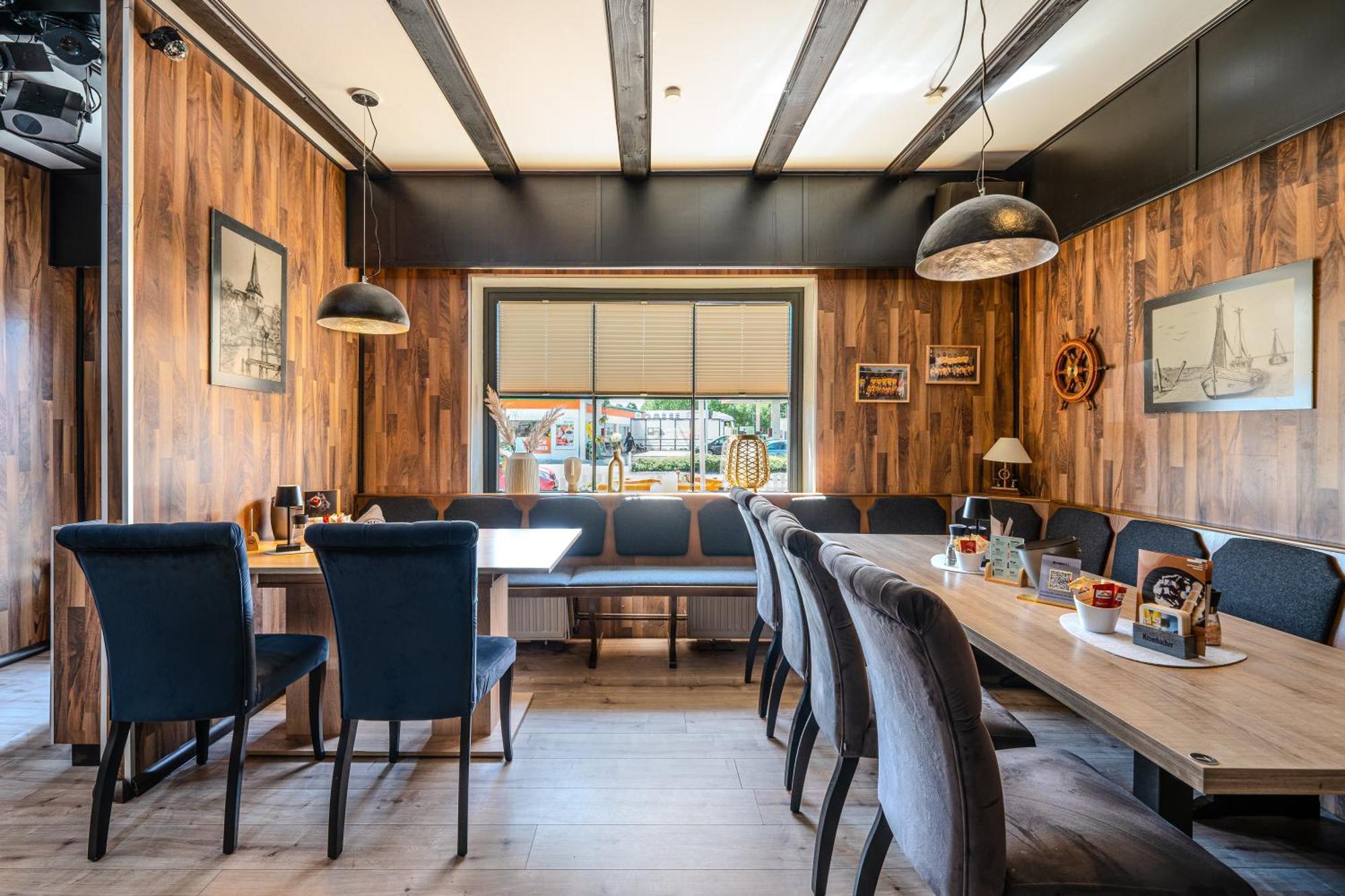 K357 - Hotel & Restaurant "Zur Post" In Otterndorf Bei Cuxhaven Esterno foto